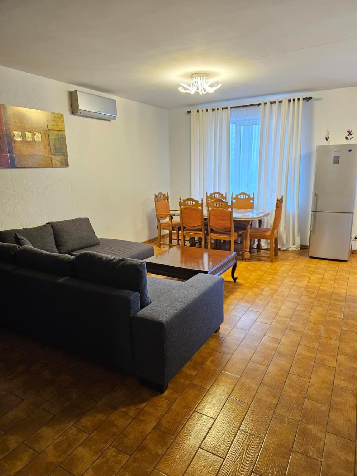 Bulevardul Constantin Negruzzi 2/6 Кишинёв Экстерьер фото